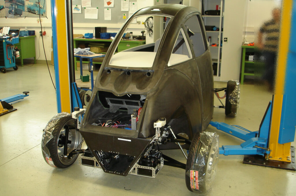 Chassis-to-body marriage and final assembly